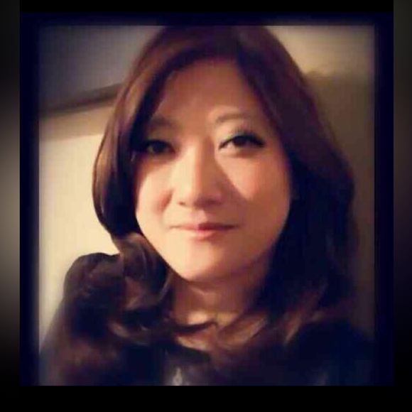 Meet your Posher, Chandra - Picture 1 of 2